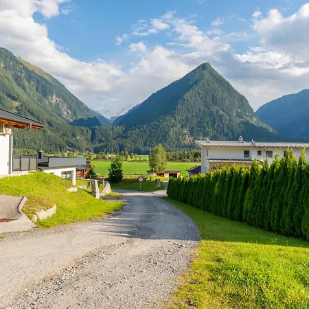 Haus Floria 2 Neukirchen am Großvenediger