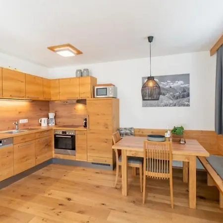 דירה Haus Floria 2 Neukirchen am Großvenediger